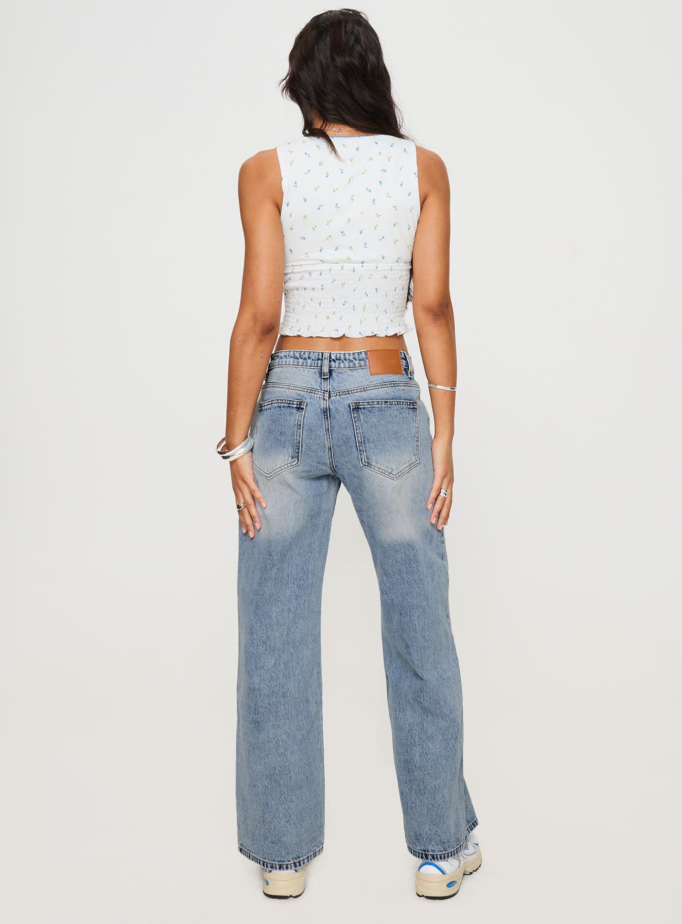 Ronine Low Rise Wide Leg Jeans Light Wash