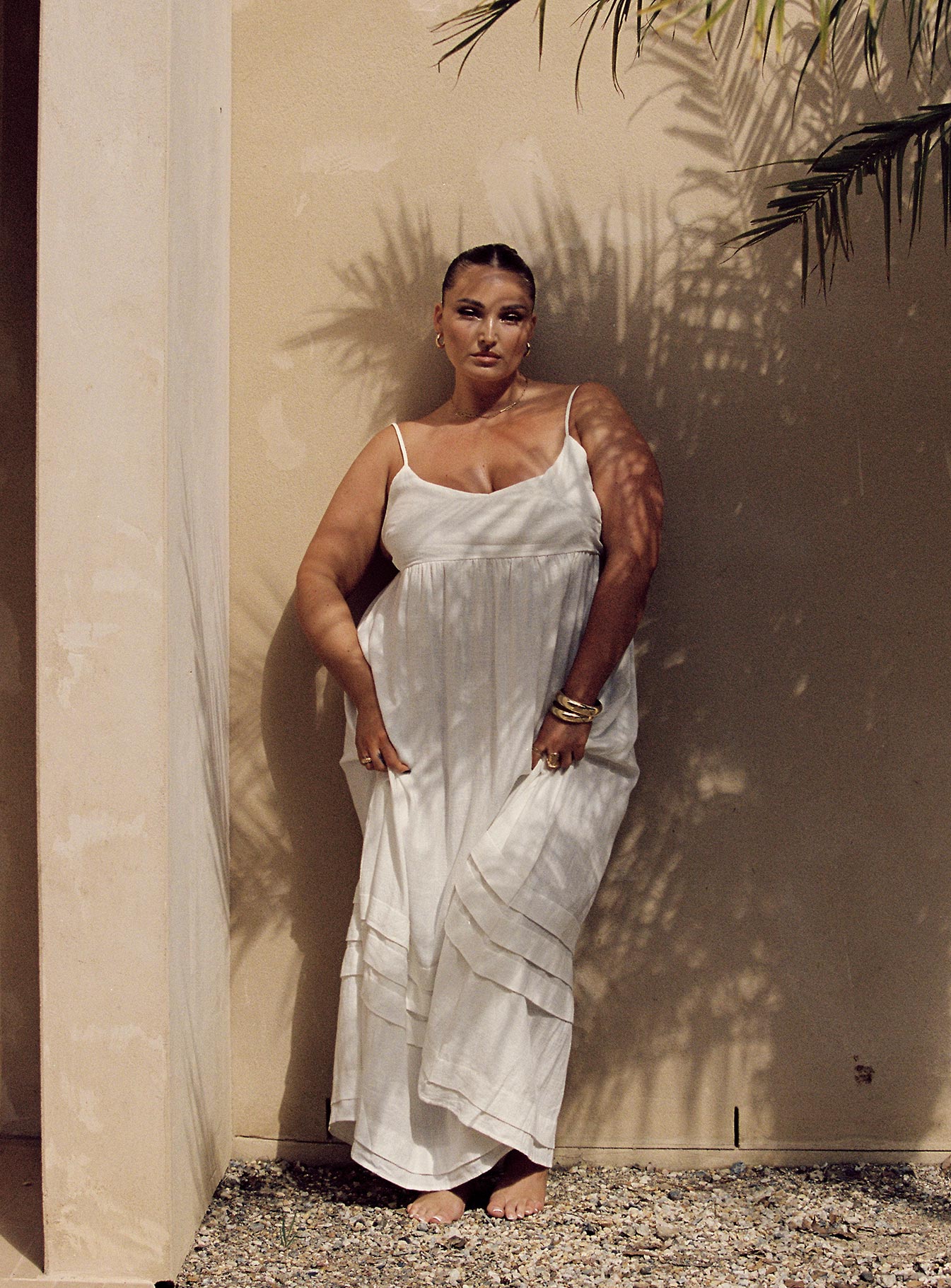 Curve hotsell white dress