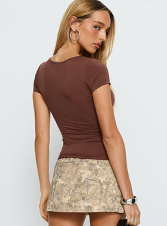 Revolving Door Keyhole Cutout Top Chocolate