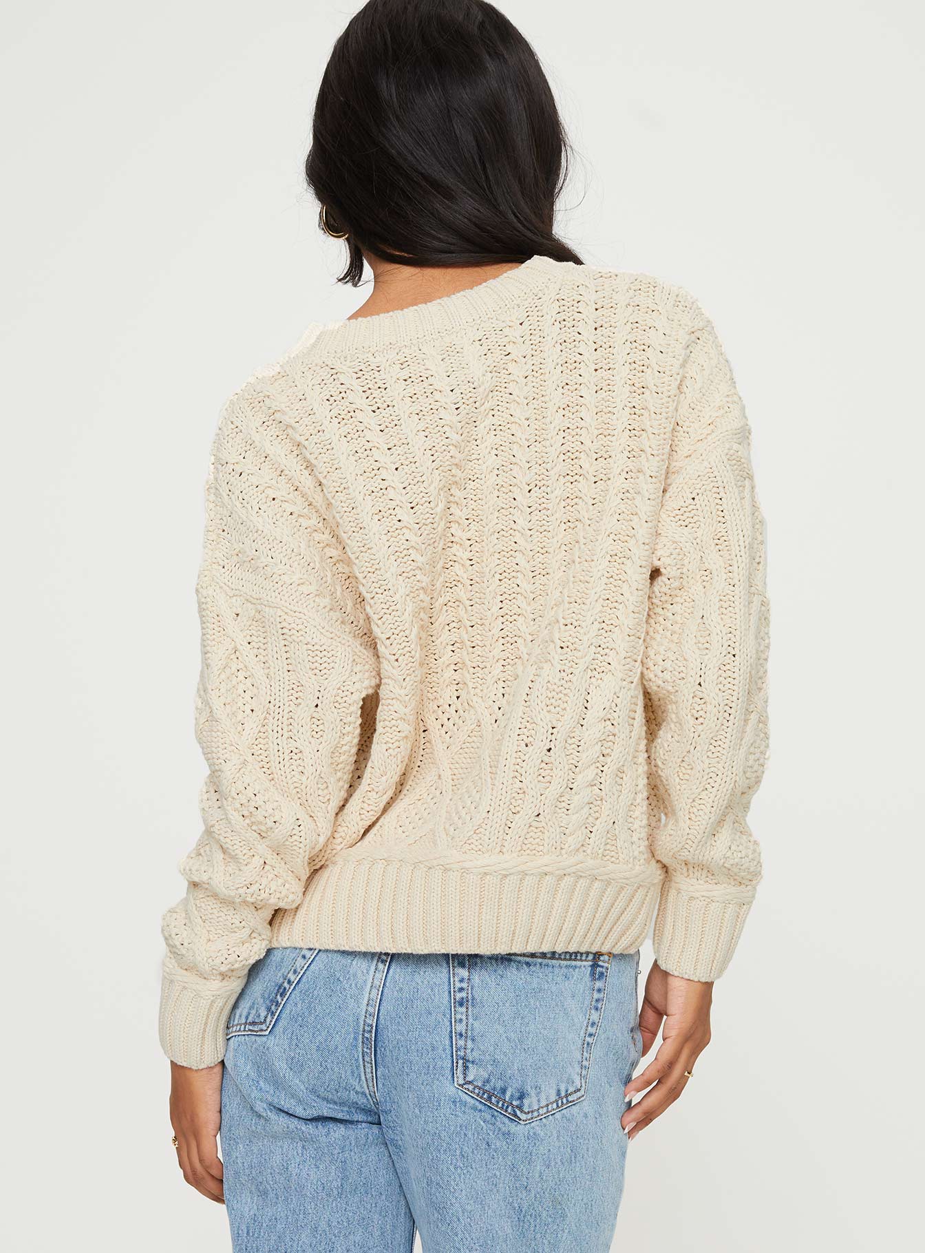 Dunham Cable Knit Sweater Beige Princess Polly  regular 