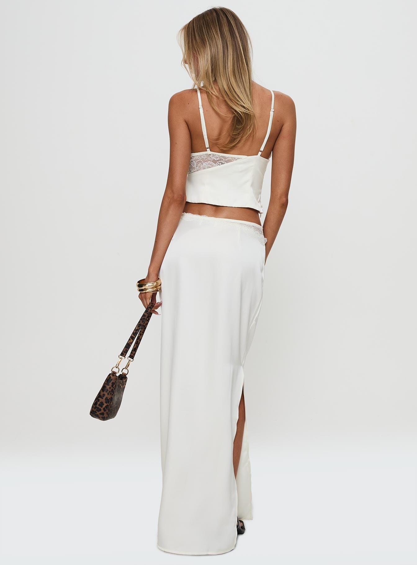 Karteah Satin Set Ivory