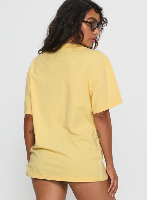 Corvette Legends Oversized Graphic Top Yellow