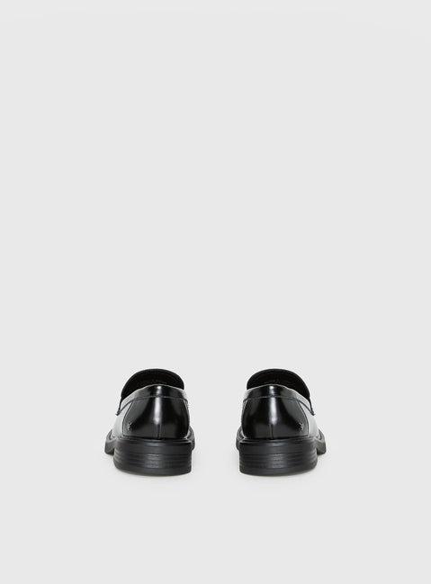 Windsor Smith Yearn Loafers Black
