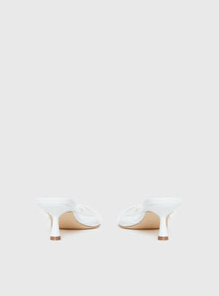 Avedon Heels White