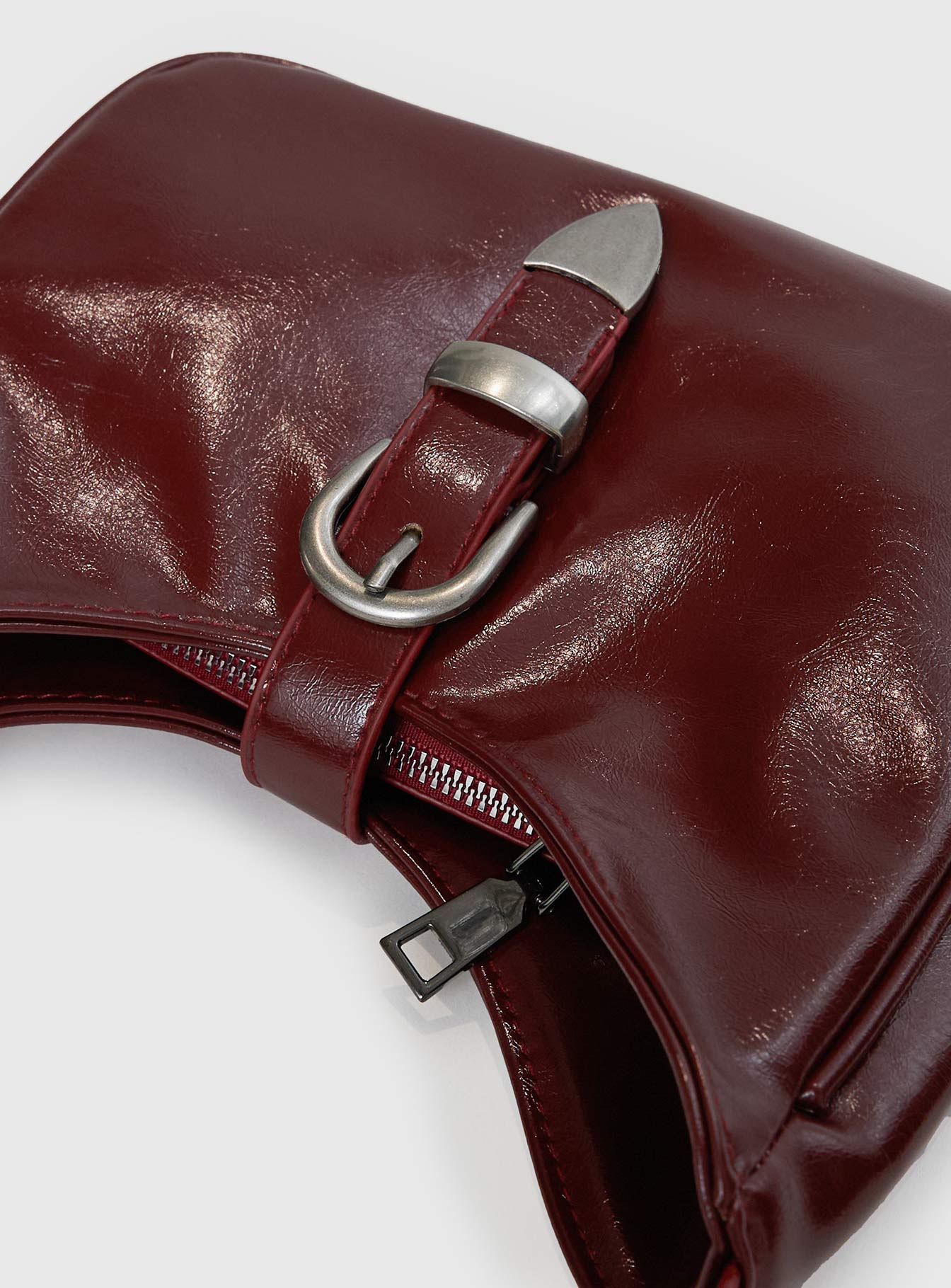 Heston Buckle Detail Bag Red