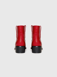 Lunas Boots Red