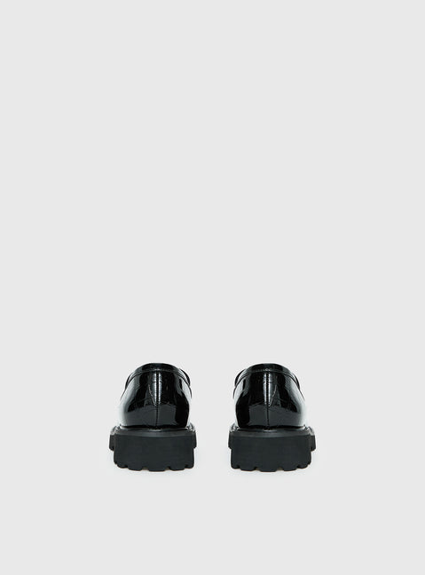 Face The Wind Faux Leather Loafers Black