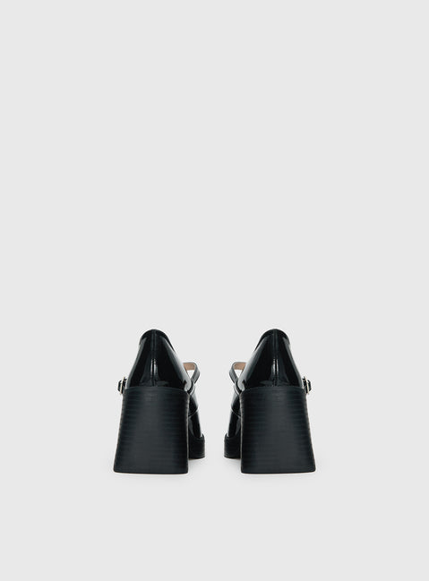 Regie Heels Black