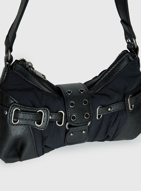Doyers Street Shoulder Bag Black / Silver