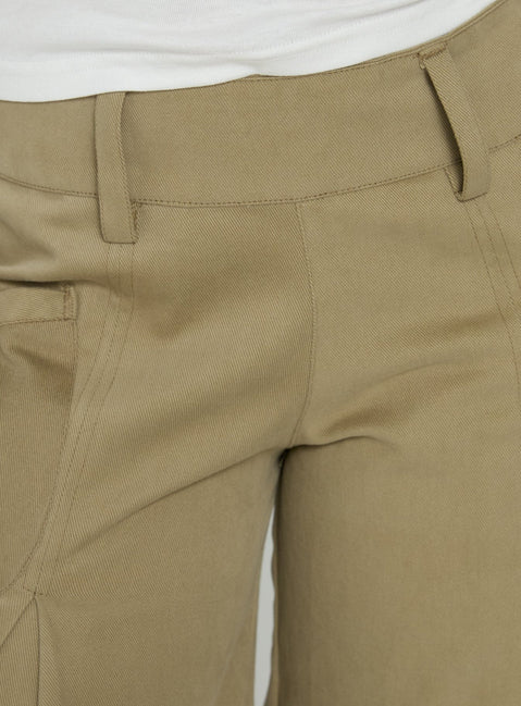 Iria Cargo Capri Trouser in Twill Khaki, L