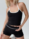 Bike shorts Slim fitting, high waisted, elasticated waistband, contrast detail under waistband, ribbed material