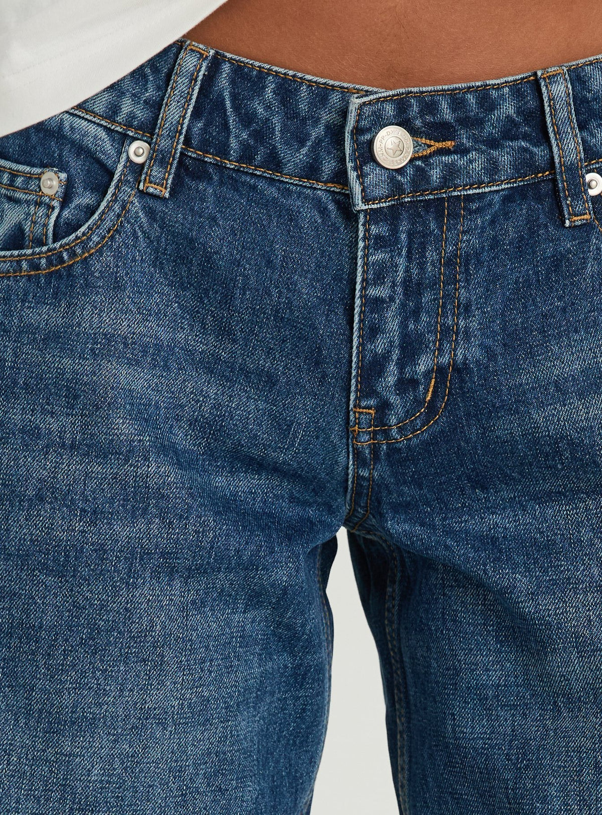 Ellanor Low Rise Straight Leg Jeans Vintage Dark Blue
