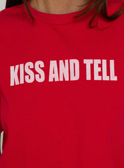 Kiss And Tell Graphic Relaxed Tee Red