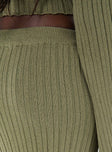 Knit maxi skirt, mid rise Elasticated waistband, side slits