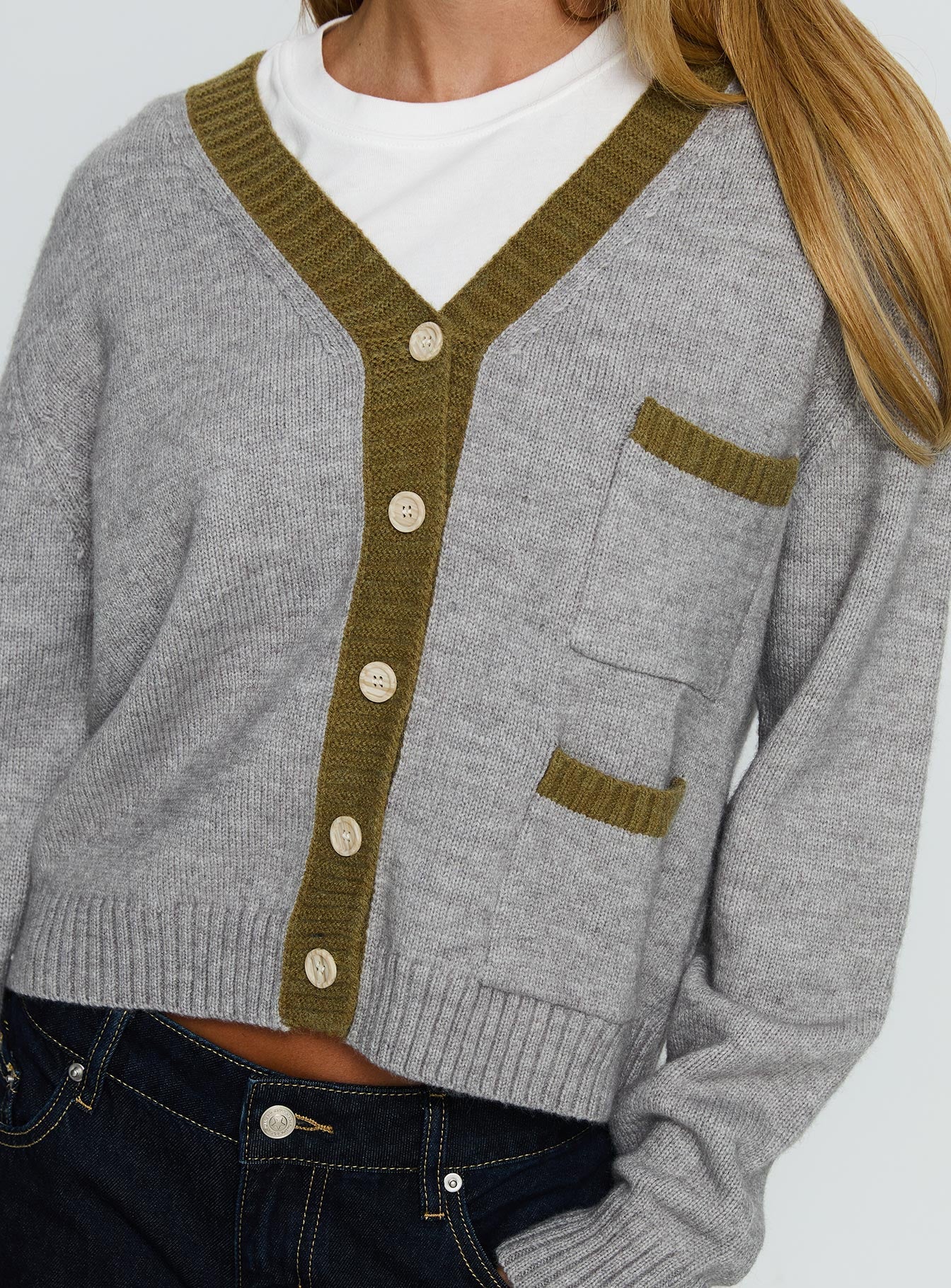 front view of model wearing Princess Polly Atira Contrast Knit Cardigan Grey Cropped 