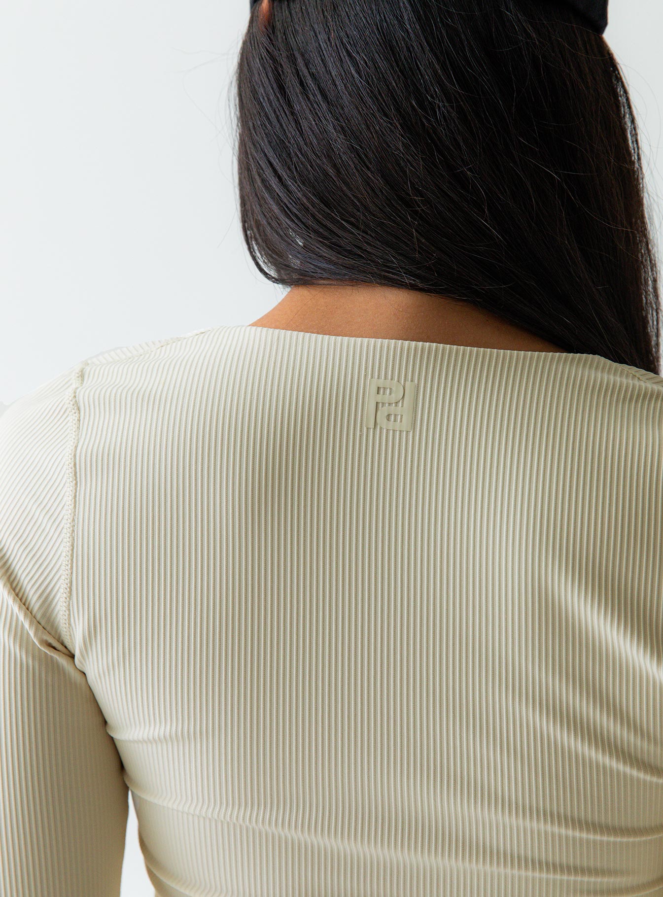 Thriving Activewear Top Latte