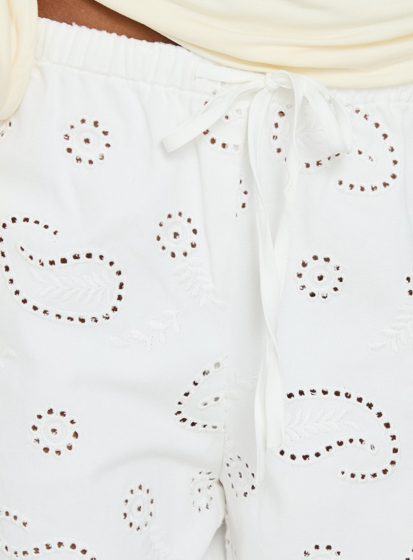 Roda Anglaise Longline Shorts White