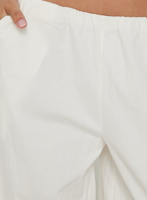 Lunea Concealed Waistband 3/4 Pant White