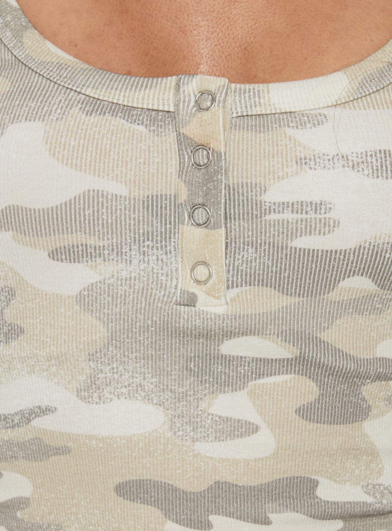 Islana Henley Tank Top Camo