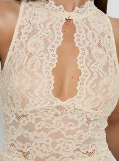 Quinbie Lace Sleeveless Top Cream