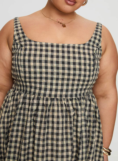 Cartmel Check Maxi Dress Black / Cream Curve Cartmel Check Maxi Dress Black / Cream Curve