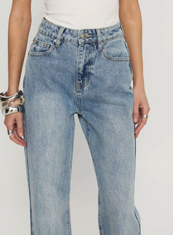 front view of model wearing Princess Polly Florida Keys Mid Rise Straight Leg Cuffed Jeans Light Blue Wash High Waisted Jeans 