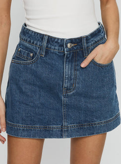 Gazelle Denim Skort Mid Wash Tall