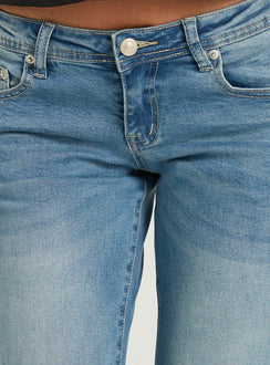 Alyss Ultra Low Rise Flared Jeans Light Vintage Blue