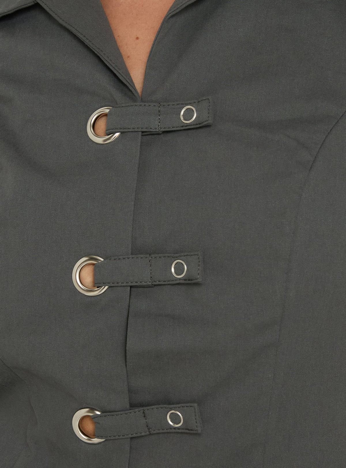 Daleah Frog Closure Top Charcoal