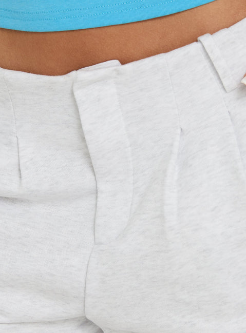 Charlea Fleece Tailored Longling Short Snow Marle