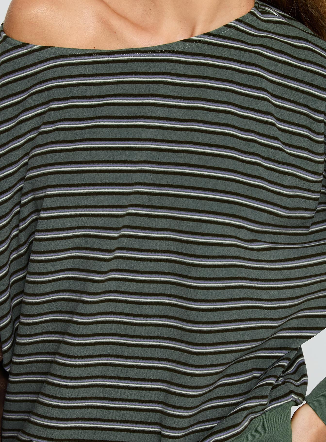 back view of model wearing Princess Polly Zaylah Contrast Cuff Jumper Green Long 