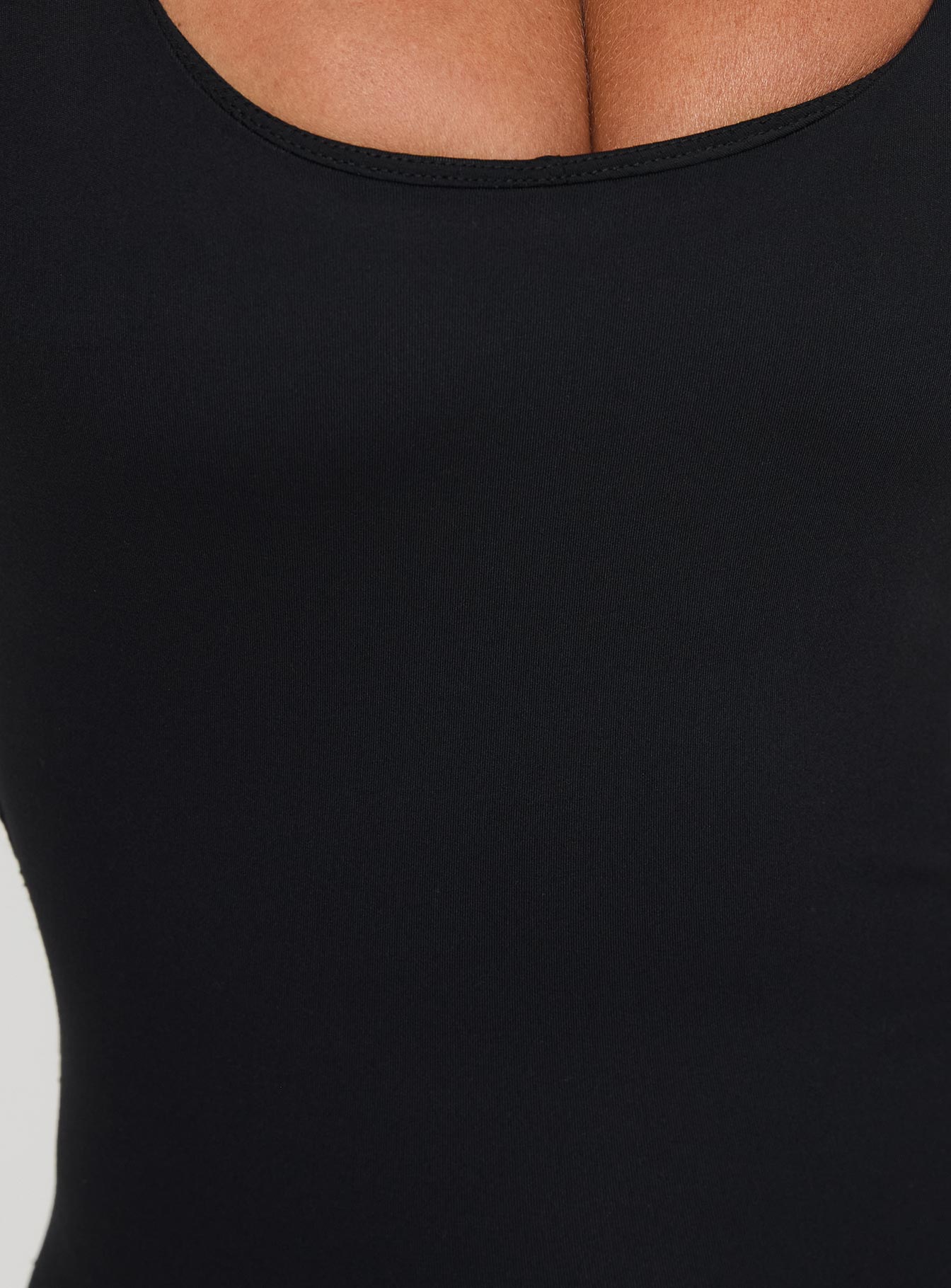 Full-time Flared Backless Active Romper Black