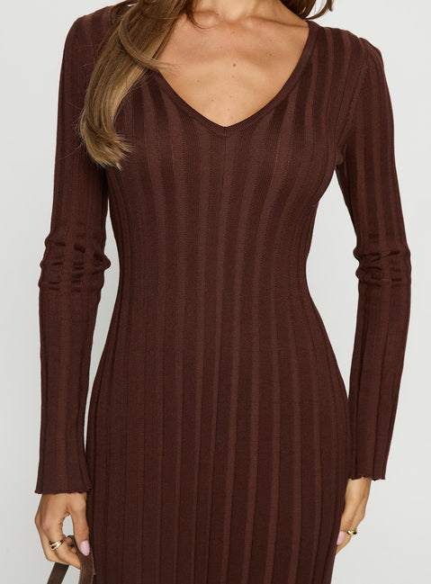Gratuita Long Sleeve Rib Maxi Dress Chocolate