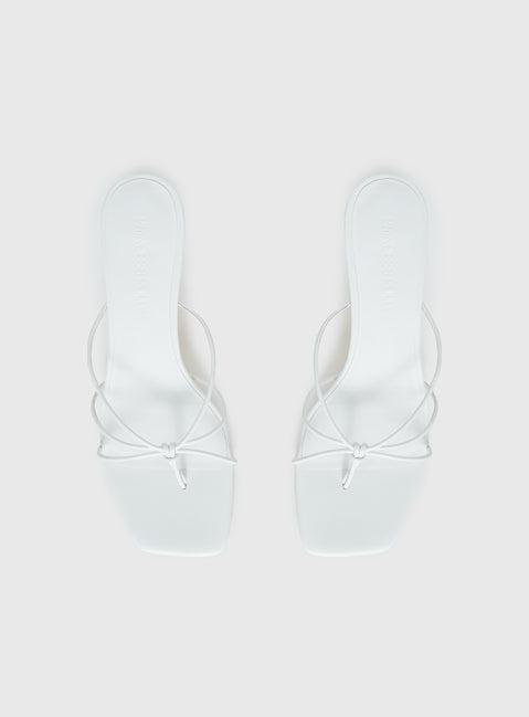 Avedon Heels White