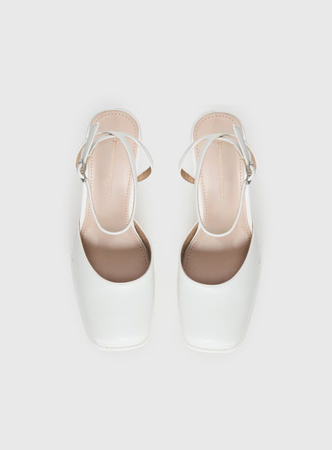 Alto Platform Heels Matte White