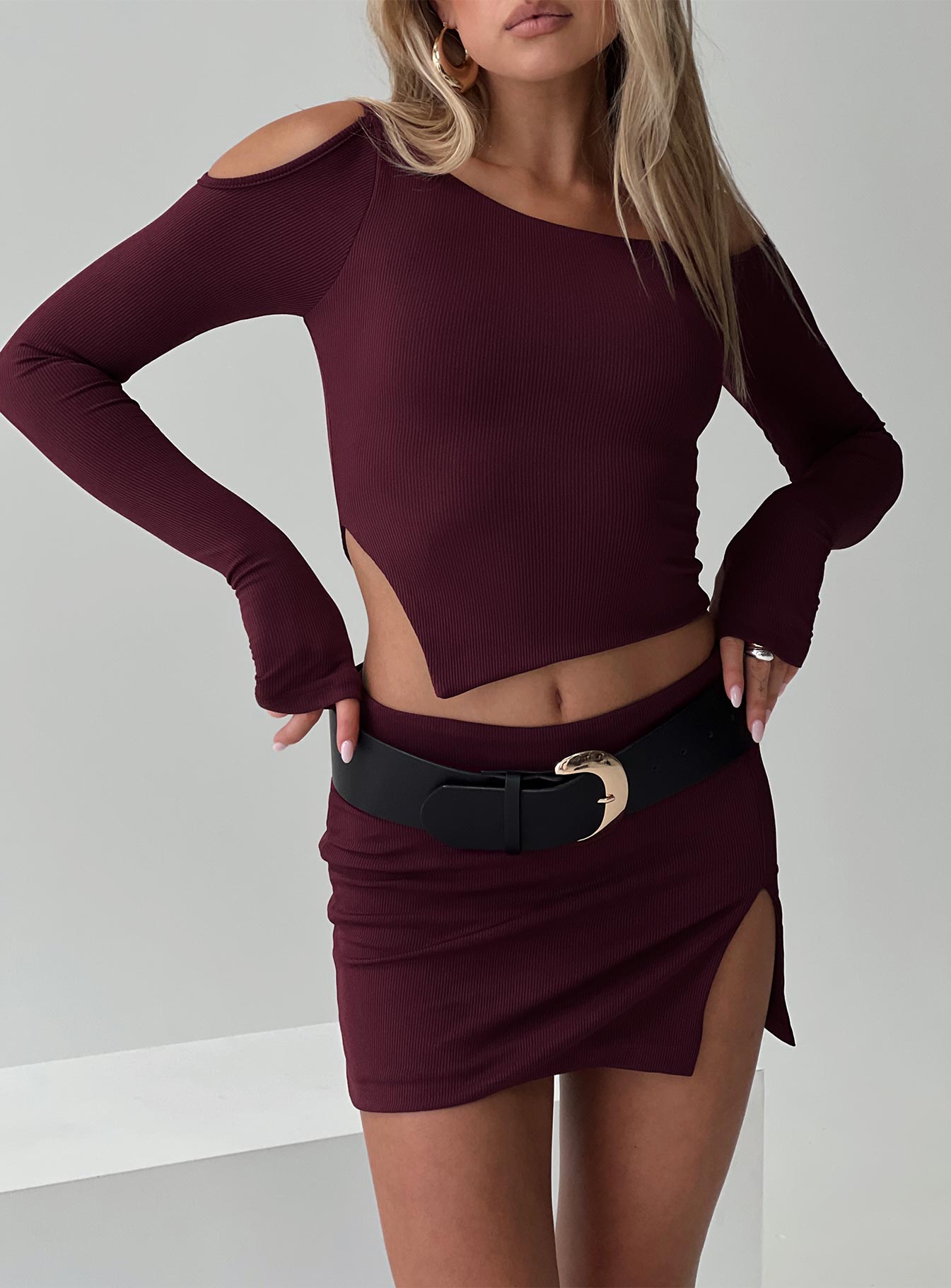 Burgundy Two piece set Long sleeve crop top, cold shoulder design, split hem Low rise mini skirt, leg slit