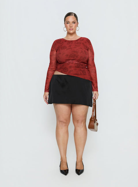 People Watching Long Sleeve Top Red Floral Curve