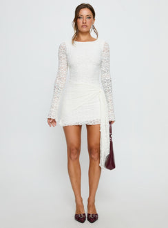 Oliwyn Long Sleeve Lace Mini Dress White