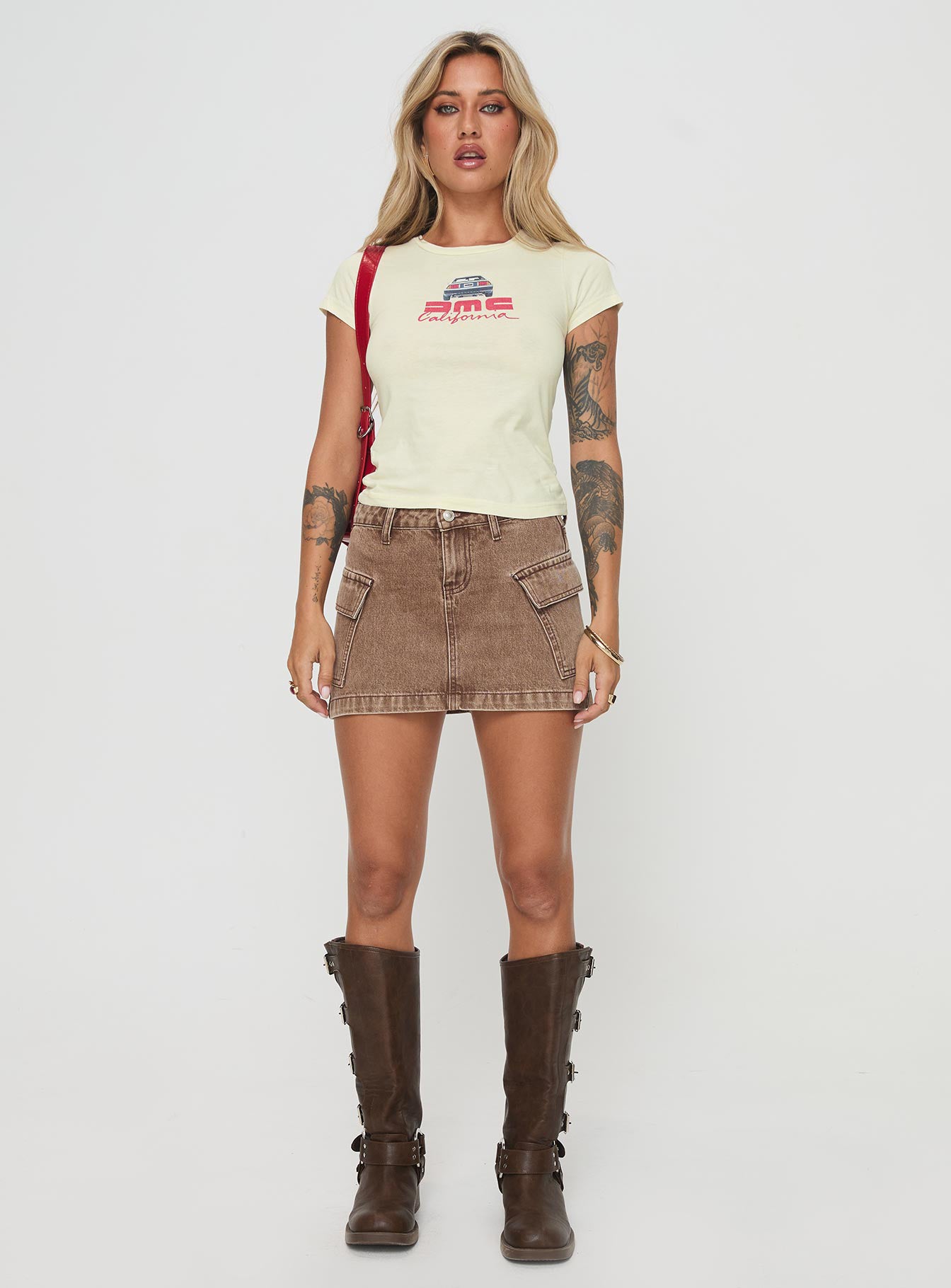 front view of model wearing Princess Polly Dmc Cali Tee White Short Sleeves Crew Neck 