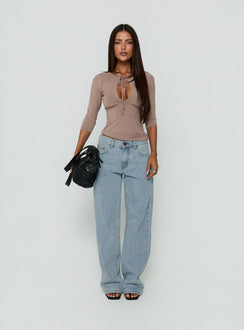 Yemina Keyhole 3/4 Sleeve Top Mushroom