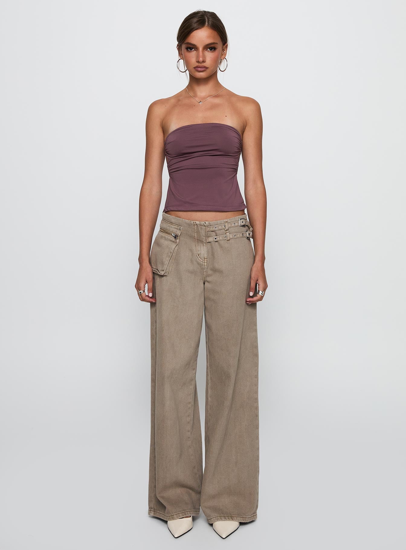 front view of model wearing Princess Polly Round The World Strapless Purple Sleeveless straight 