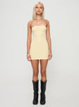 Mini dress Strapless style, knit material, contrast stitching, elasticated band at bust Good stretch, unlined 