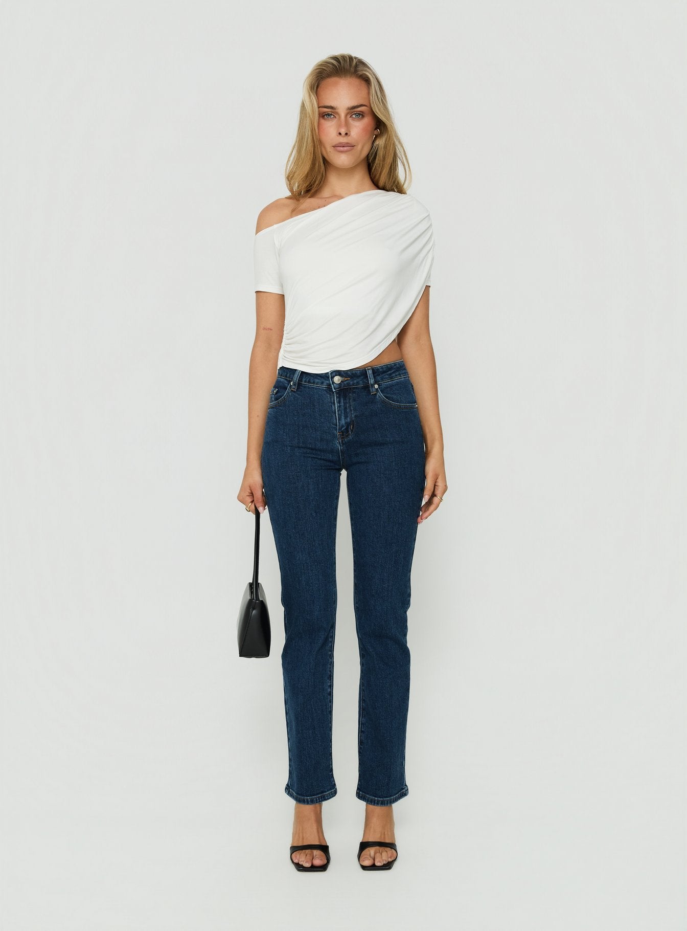 Harpor Mid Rise Slim Skinny Jean Mid Blue Wash