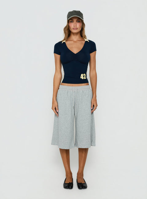 Kufu V Neck Top Navy