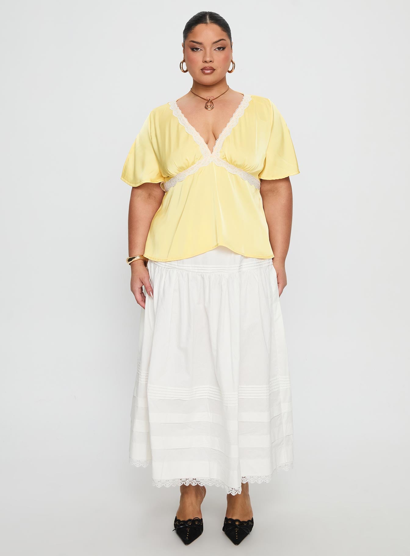 For The Summer Lace Trim Top Yellow Curve | Princess Polly