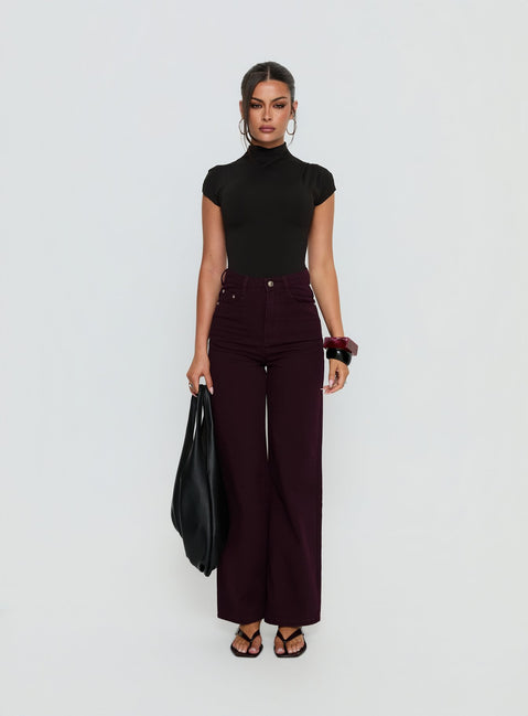 front view of model wearing Princess Polly Nicolo High Rise Straight Leg Jeans Currant High Rise Jeans 