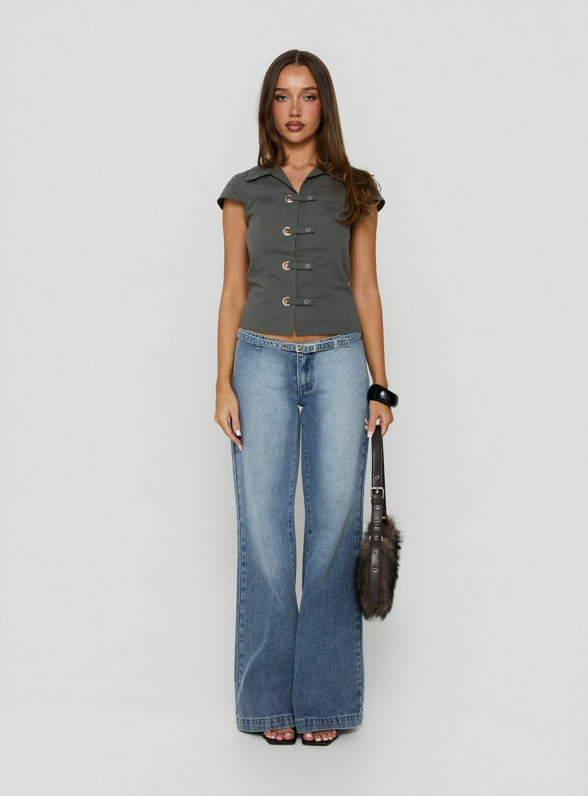 Daleah Frog Closure Top Charcoal