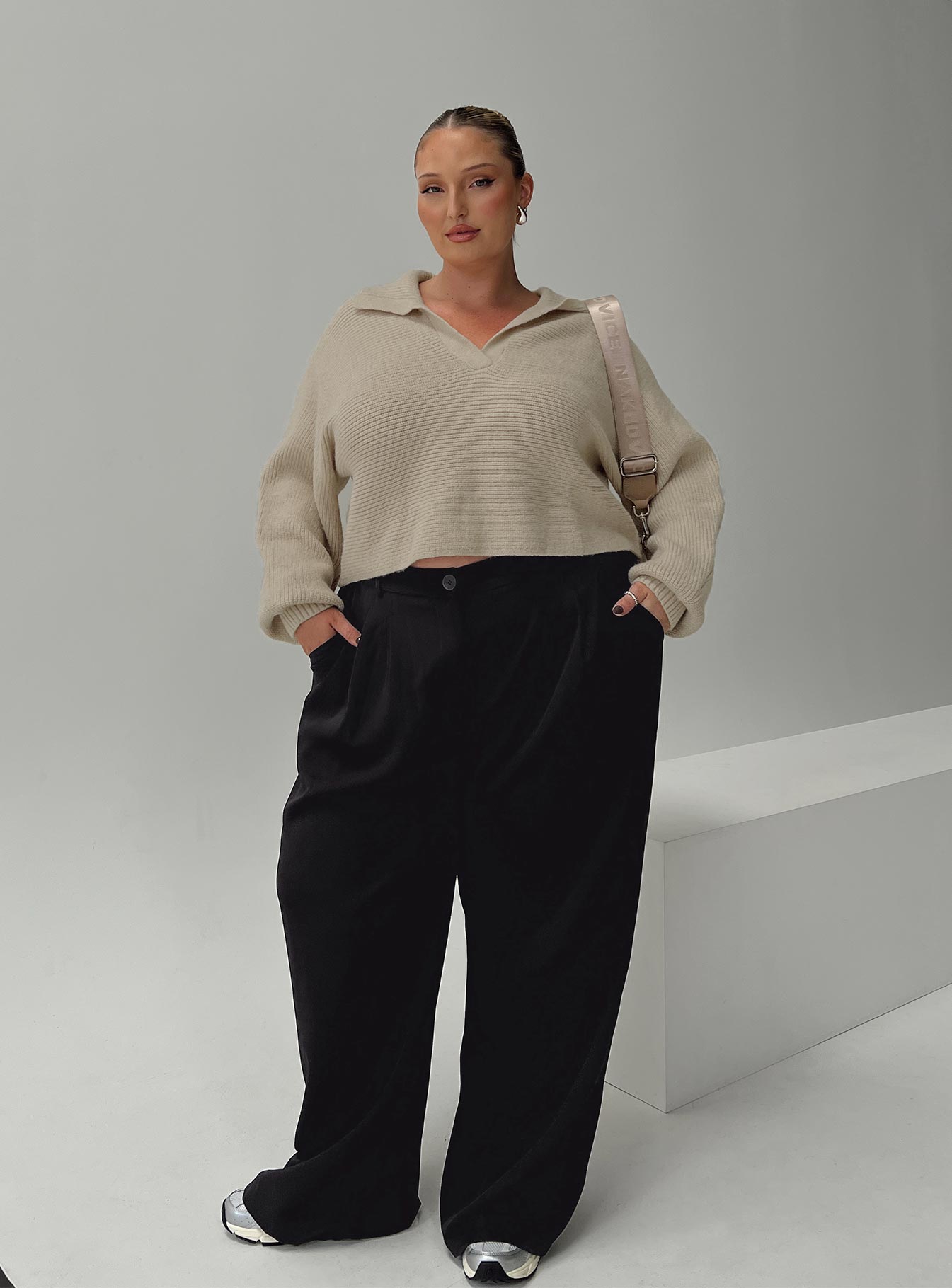 Tiara Cropped Sweater Beige Curve Princess Polly  Cropped 