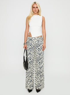 front view of model wearing Princess Polly Solarah Tie Side Top White Sleeveless High Neck 