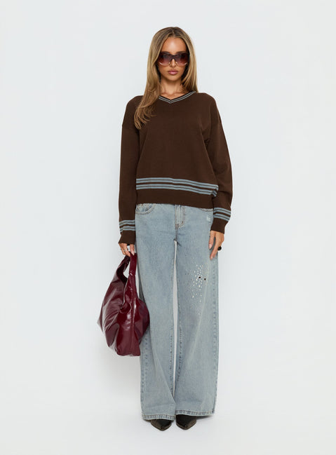 front view of model wearing Princess Polly Yarnia V Neck Jumper Brown / Blue regular 
